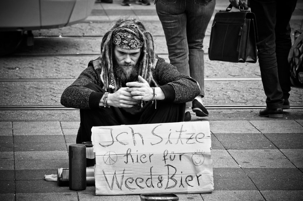 man, beg, lack of money-2503248.jpg